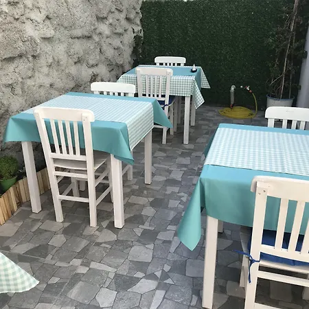 Demirtas Butik * Bozcaada