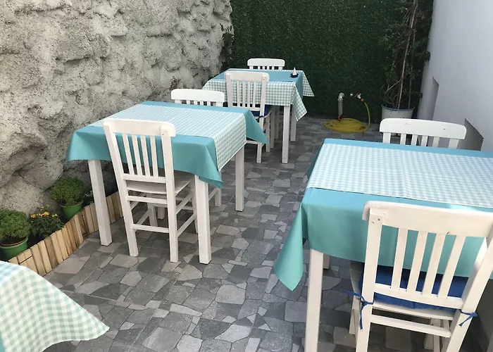 Demirtas Butik * 博兹贾阿达岛